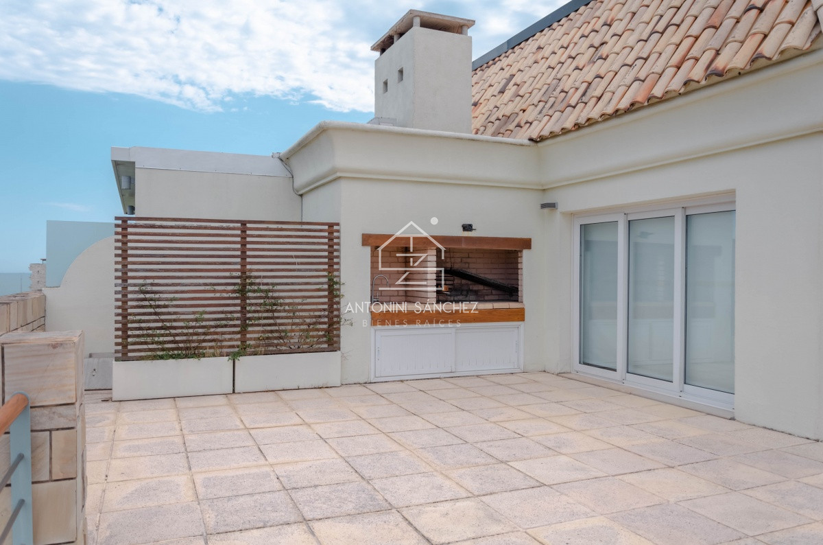 Apartamento ID.537 - PentHouse en venta y alquiler en Veramansa