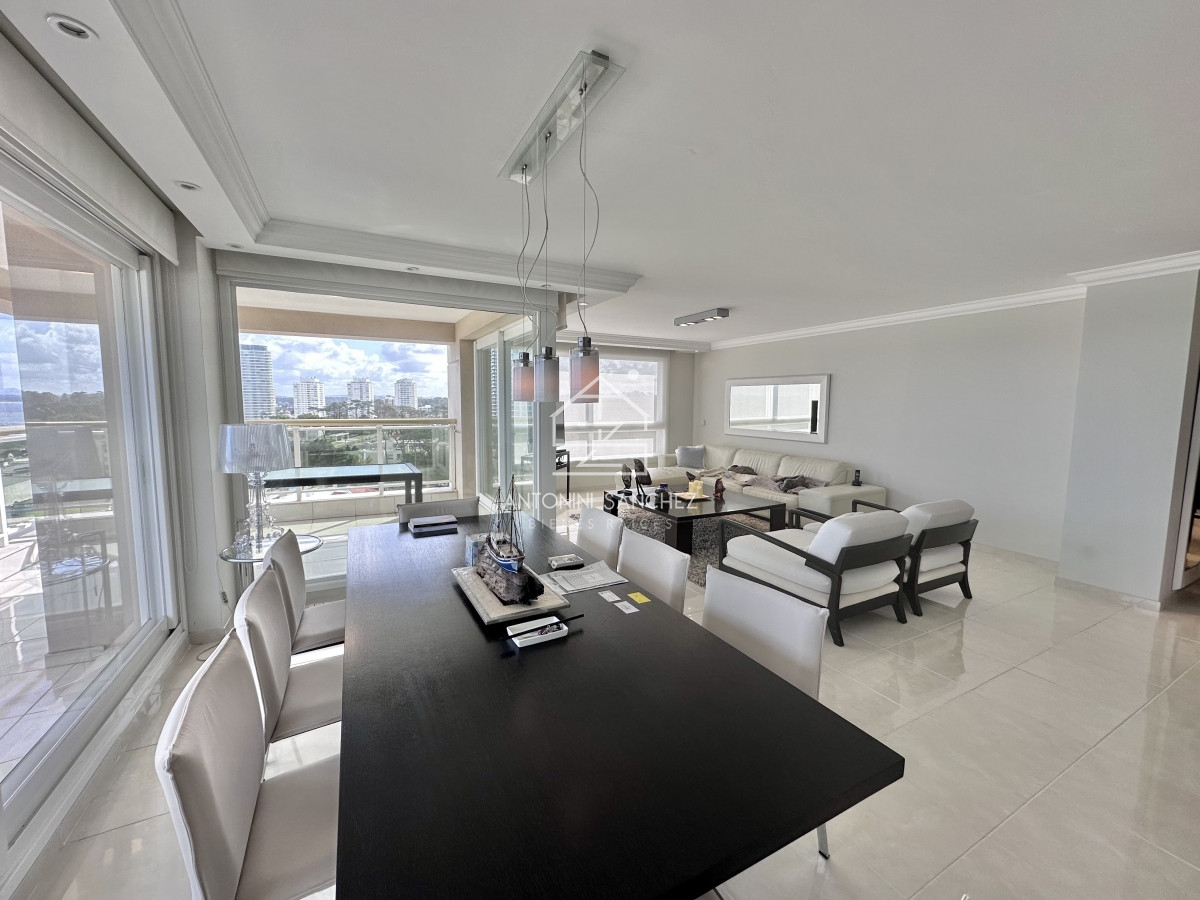 Apartamento ID.1414 - VENTA APARTAMENTO 3 DORMITORIOS EDIFICIO LE JARDIN