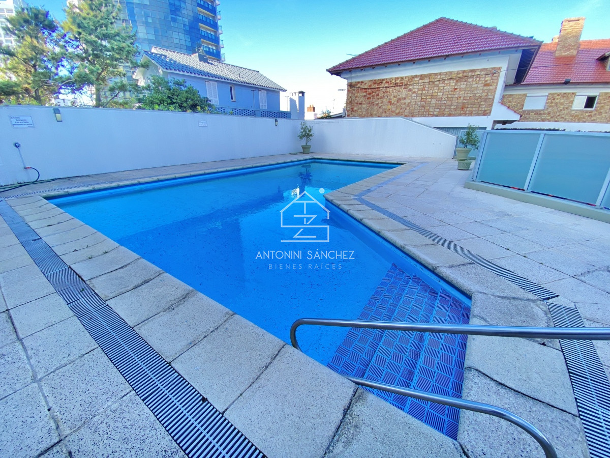 Apartamento ID.521 - Apartamento en alquiler Invernal 3 Dormitorios 2 Baños 1 en Suites en Malecon IV
