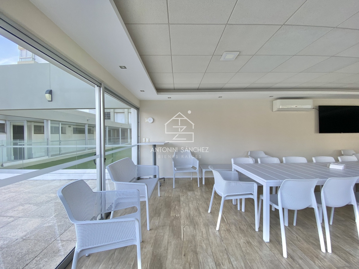 Apartamento ID.521 - Apartamento en alquiler Invernal 3 Dormitorios 2 Baños 1 en Suites en Malecon IV