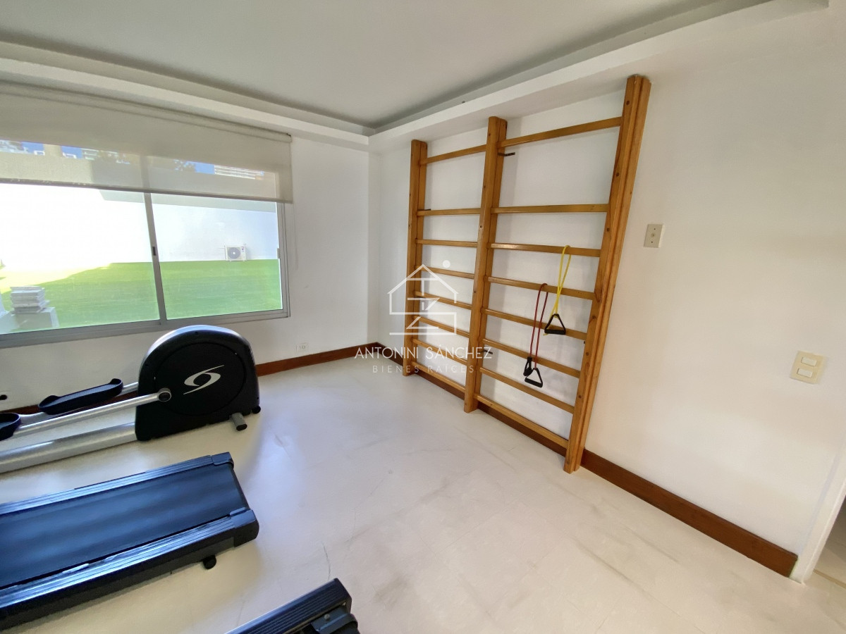 Apartamento ID.521 - Apartamento en alquiler Invernal 3 Dormitorios 2 Baños 1 en Suites en Malecon IV