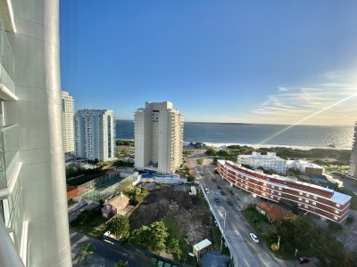 APARTAMENTO DE 2 DORMITORIOS EN VENTA EN PUNTA DEL ESTE