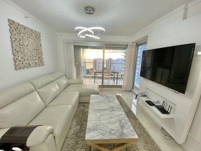 ALQUILER TEMPORAL APARTAMENTO DE 2 DORMITORIOS EN MANSA PUNTA DEL ESTE  - RSP14195A