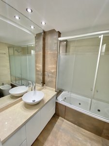 ALQUILER TEMPORAL APARTAMENTO DE 2 DORMITORIOS EN MANSA PUNTA DEL ESTE  - RSP14195A