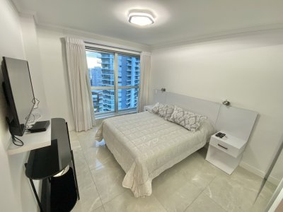 ALQUILER TEMPORAL APARTAMENTO DE 2 DORMITORIOS EN MANSA PUNTA DEL ESTE  - RSP14195A