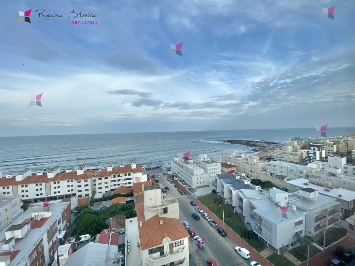 ALQUILER TEMPORARIO DE 1 DORMITORIO EN PENINSULA PUNTA DEL ESTE  - RSP8134A