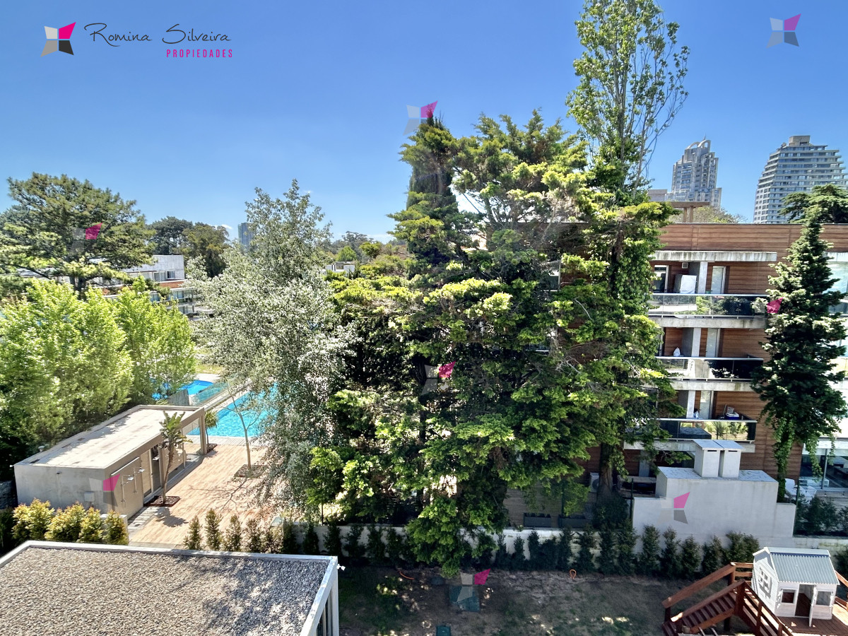 VENTA APARTAMENTO 2 DORMITORIOS EDIFICIO MANSA INN  - RSP16002A