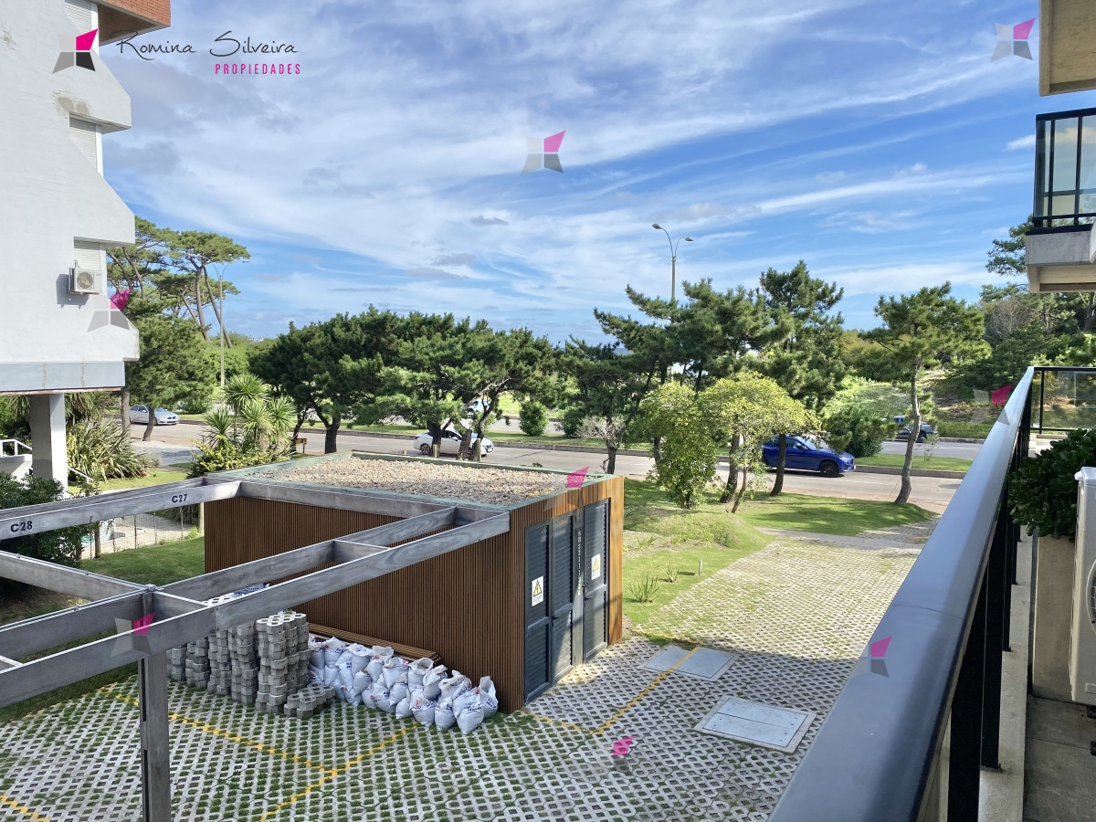 VENTA APARTAMENTO 1 DORMITORIO EDIFICIO MANSA INN BEACH - RSP15164A