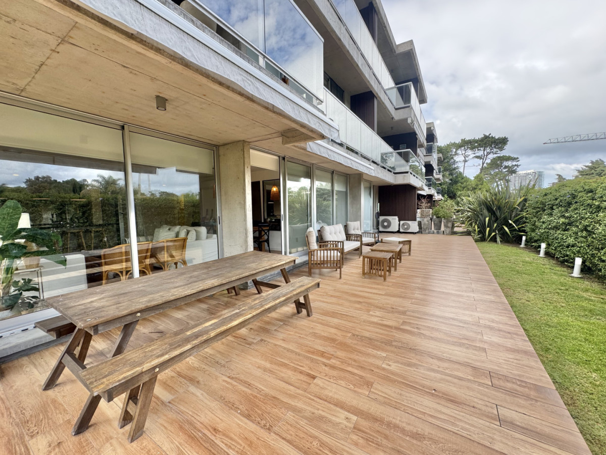 APARTAMENTO EN VENTA 3 DORMITORIOS - MANSA INN II - RSP18261A