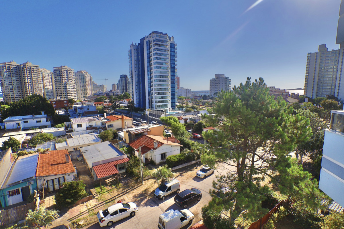 APARTAMENTO EN VENTA 2 DORMITORIOS EN EDIFICIO CAP FERRAT - RSP17815A