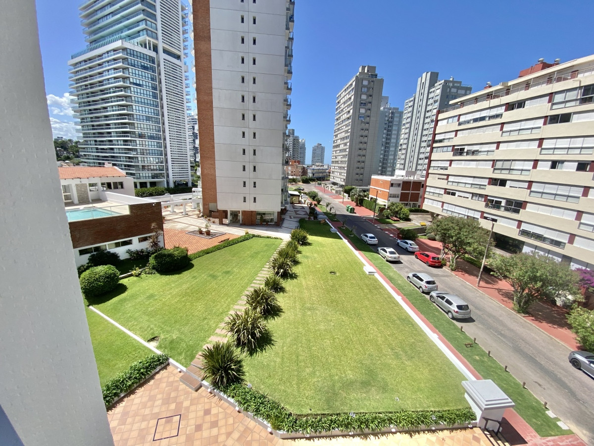 VENTA APARTAMENTO 1 DORMITORIO - TRIANGULO MANSA - RSP1545A
