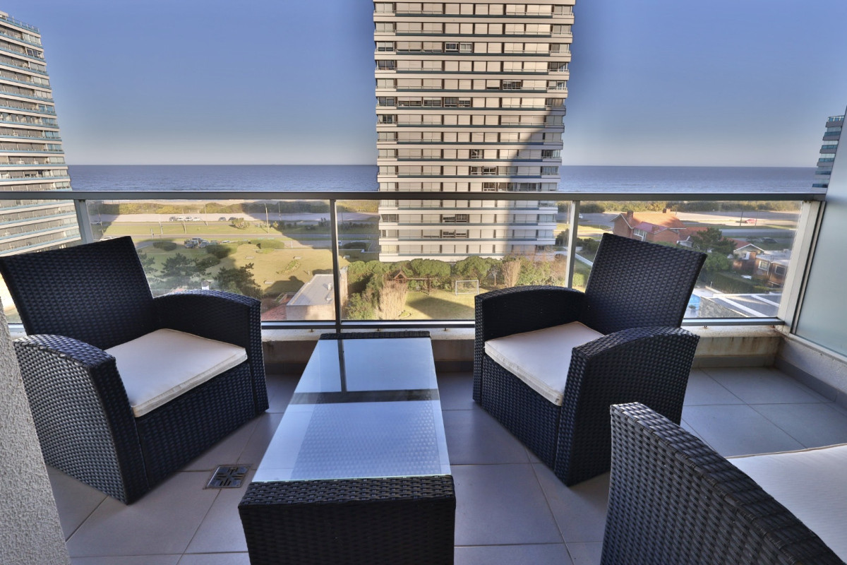 VENTA APARTAMENTO 2 DORMITORIOS - VISTA BRAVA - RSP15741A