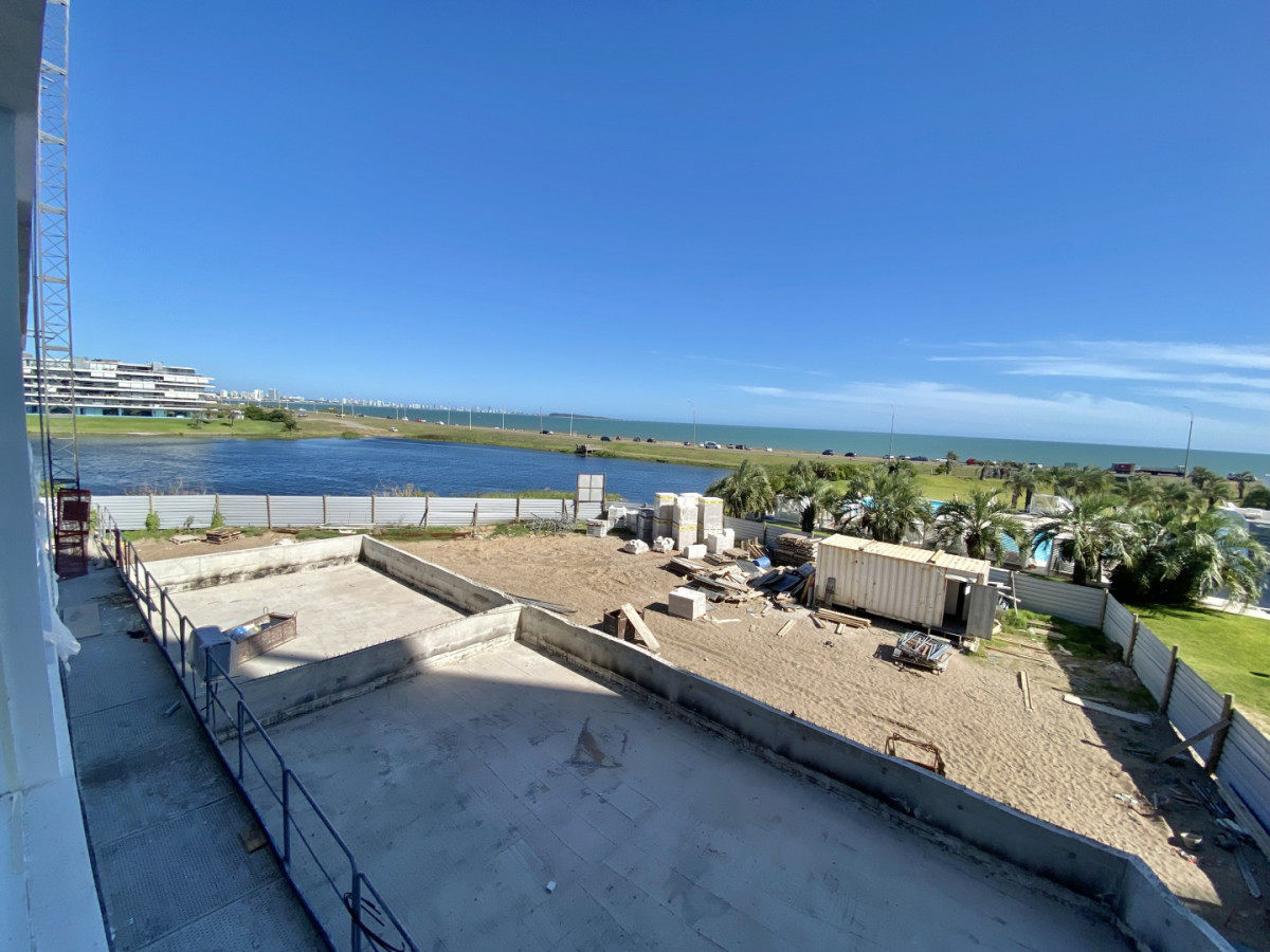 APARTAMENTO EN VENTA 3 DORMITORIOS - POSEIDON LAGUNA - RSP17836A