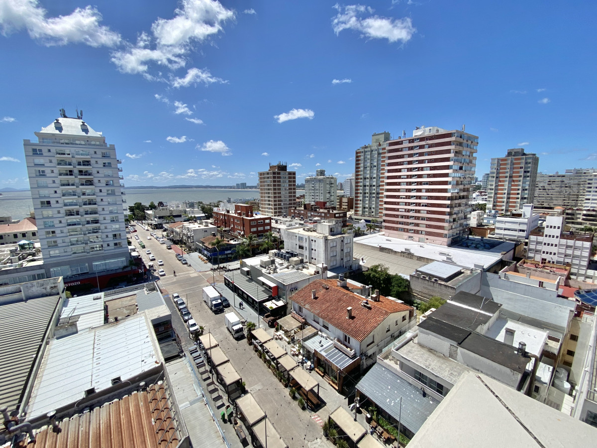 APARTAMENTO EN ALQUILER TEMPORAL 3 DORMITORIOS 3 BAÑOS 1 EN SUITE - RSP5337A