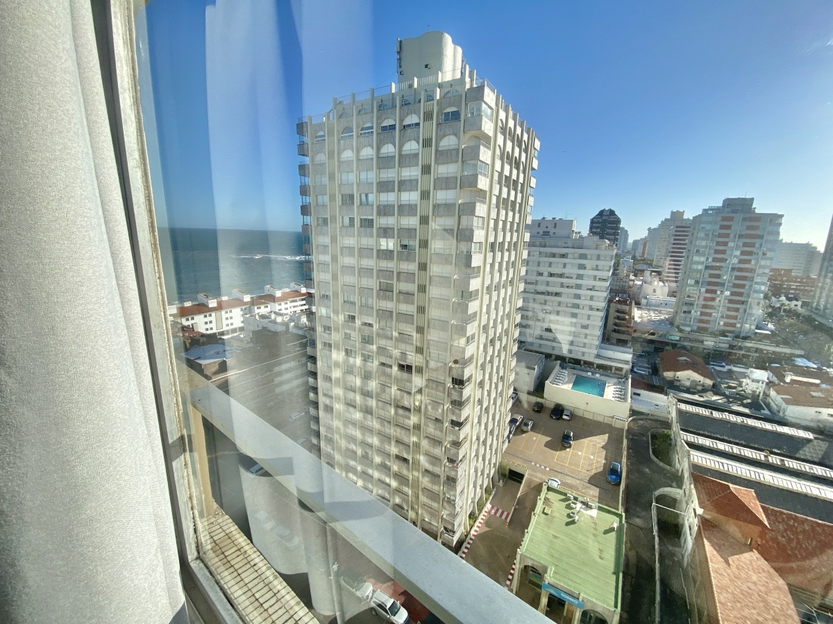 Apartamento en alquiler temporal 1 dormitorio y medio 1 Baño en Santos Dumont - RSP14774A