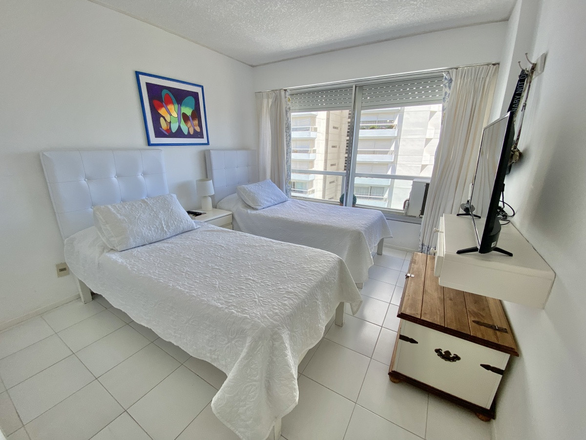 APARTAMENTO DE 1 DORMITORIO EN ALQUILER TEMPORAL - TORRE MARINA I - RSP1204A