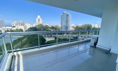 Venta de apartamento de 2 dormitorios en torre con servicios
