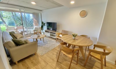 APARTAMENTO EN VENTA DE 2 DORMITORIOS 2 BAÑOS 1 EN SUITE EN PUNTA DEL ESTE