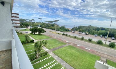 APARTAMENTO EN VENTA DE 3 DORMITORIOS 3 BAÑOS 1 EN SUITE EN PUETA MARINA