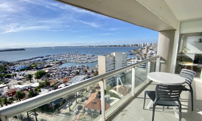 APARTAMENTO EN VENTA 3 DORMITORIOS 2 BAÑOS EN TORRE PLAZA