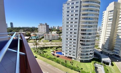 APARTAMENTO EN VENTA 2 DORMITORIOS 2 BAÑOS EN EDIFICIO SCORPIO