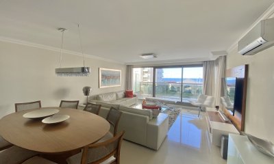 VENTA DE APARTAMENTO 3 DORMITORIOS EN TORRE IMPERIALE III