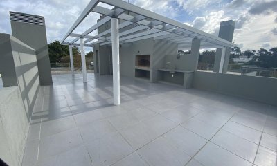 VENTA DE APARTAMENTO PENTHOUSE DE 2 DORMITORIOS EN RICON DEL INDIO PUNTA DEL ESTE