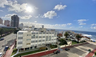 VENTA DE APARTAMENTO DE 3 DORMITORIOS EN PENINSULA PUNTA DEL ESTE