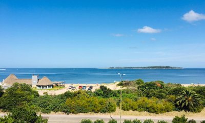 VENTA DE APARTAMENTO DE 2 DORMITORIOS EN MANSA PUNTA DEL ESTE