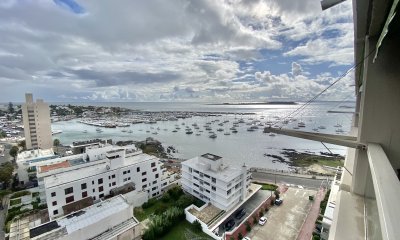 APARTAMENTO EN VENTA DE 3 DORMITORIOS 3 BAÑOS 2 EN SUITE EN PENÍNSULA