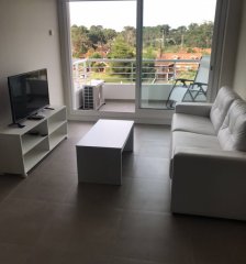 VENTA APARTAMENTO 1 DORMITORIO AV ROOSEVELT PUNTA DEL ESTE