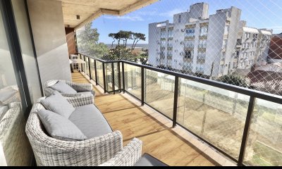 APARTAMENTO EN VENTA 2 DORMITORIOS 2 BAÑOS 1 EN SUITE EN MANSA BEACH