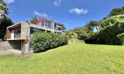 CASA EN VENTA 2 DORMITORIOS Y DEPENDENCIA - RINCON DEL INDIO