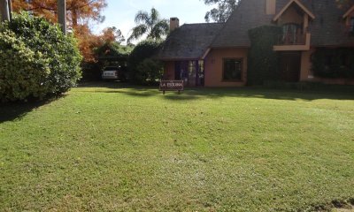 VENTA CASA DE 5 DORMITORIOS EN SAN RAFAEL