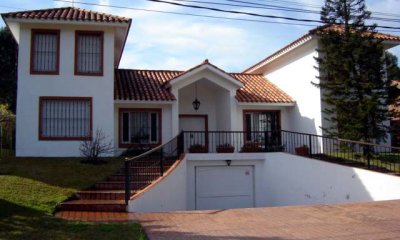 Estupendo chalet en San Rafael,