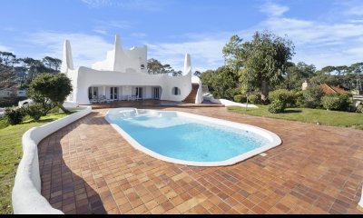 Exclusiva propiedad en San Rafael, Pueblo Blanco - Punta del Este