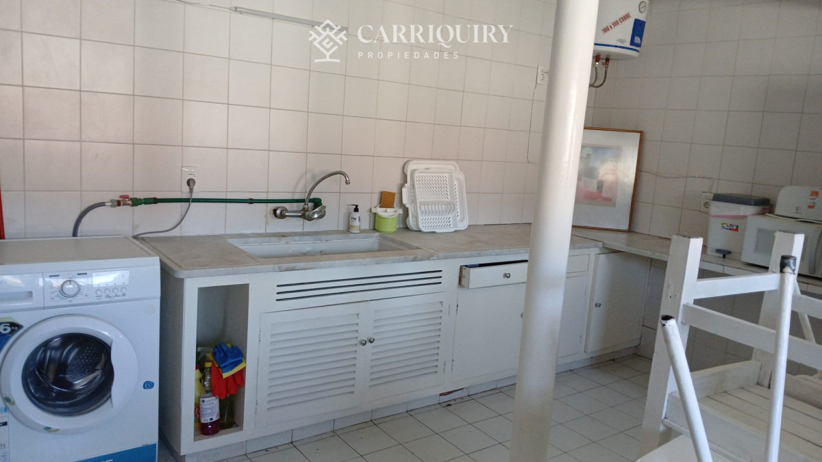 Casa ID.10601/En-venta-casa-de-1-dormitorio-con-dependencia-en-Cantegril - Gran oportunidad casa en venta el corazon de playa mansa a 350 metros del mar