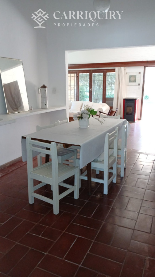 Casa ID.10601/En-venta-casa-de-1-dormitorio-con-dependencia-en-Cantegril - Gran oportunidad casa en venta el corazon de playa mansa a 350 metros del mar