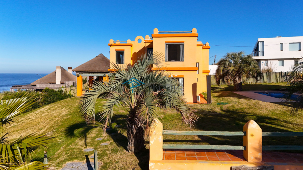 Casa frente el Mar en El Chorro 