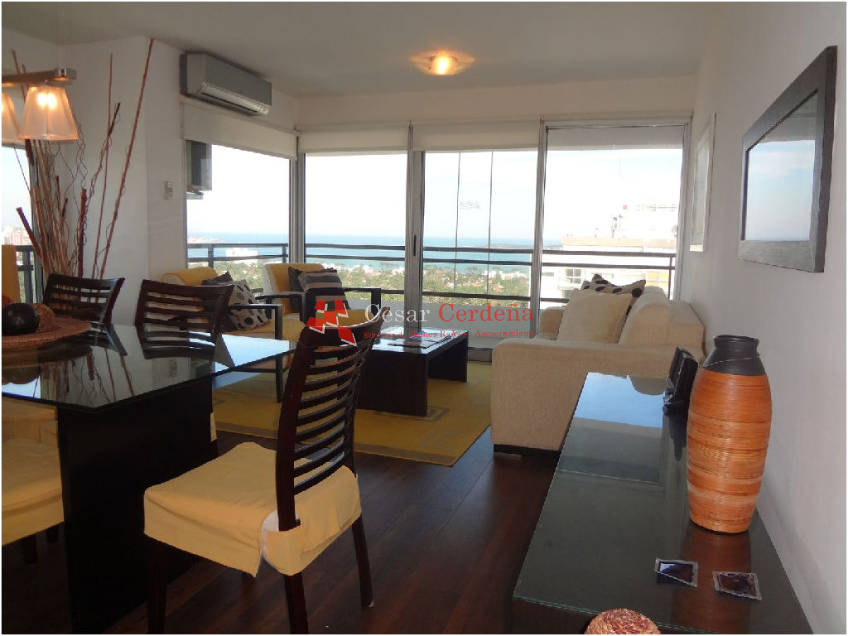 Apartamento venta sobre avenida Roosevelt, 3 dormitorios, vistas plenas al mar - CCB847A