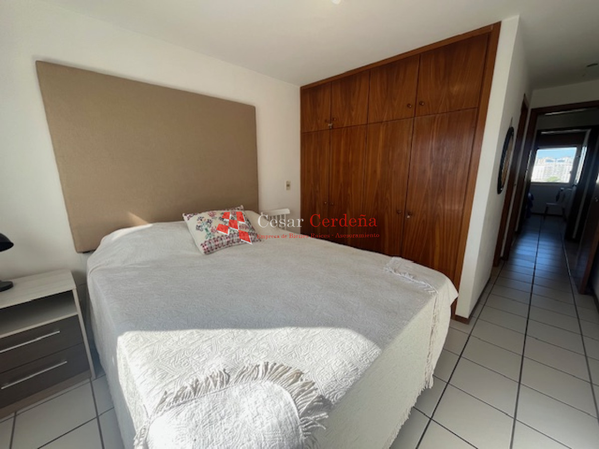 Apartamento ID.885 - VENTA - Apartamento en Mansa, DUPLEX 3 dormitorios + parrillero propio