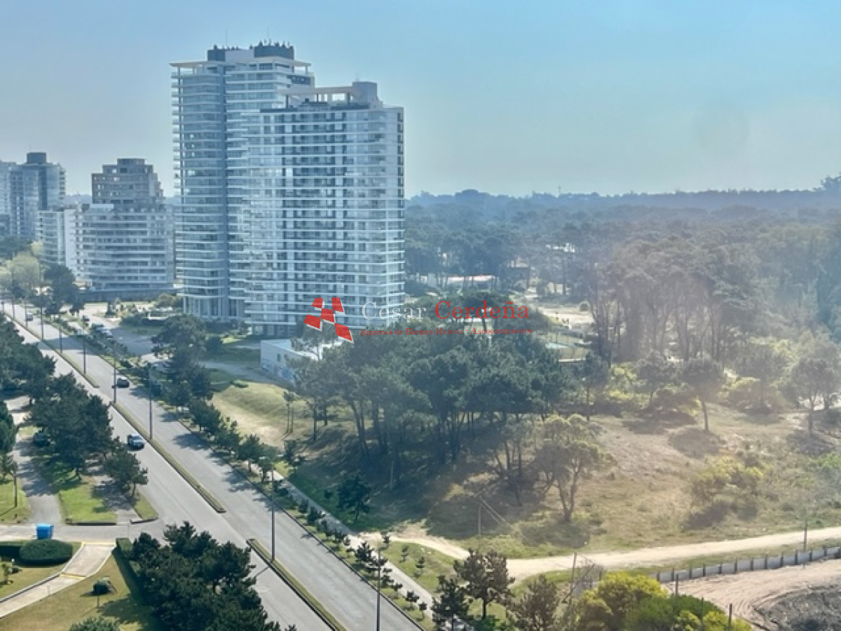 Apartamento ID.1697 - VENTA - Piso alto, gran planta, 3 dormitorios totalmente reciclado