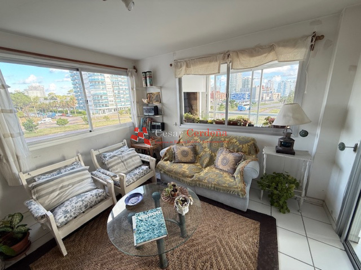 Apartamento ID.1963 - VENTA - Apartamento en Mansa, esquinero 3 dormitorios + parrillero propio