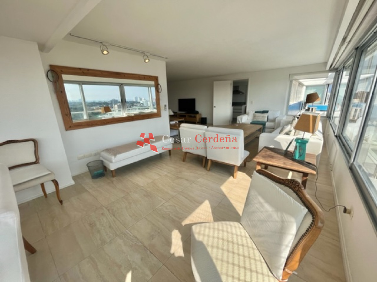 Apartamento ID.1697 - VENTA - Piso alto, gran planta, 3 dormitorios totalmente reciclado