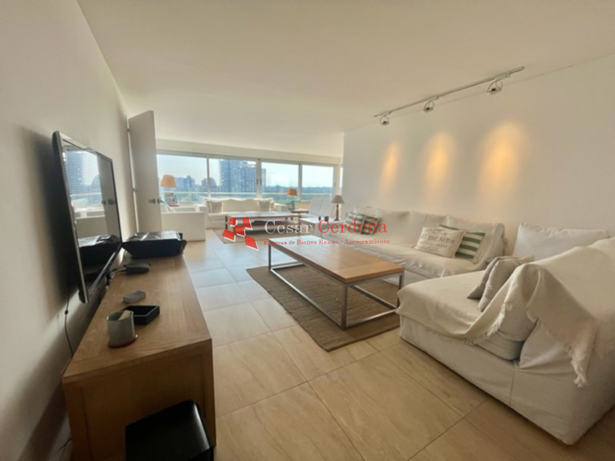 Apartamento ID.1697 - VENTA - Piso alto, gran planta, 3 dormitorios totalmente reciclado