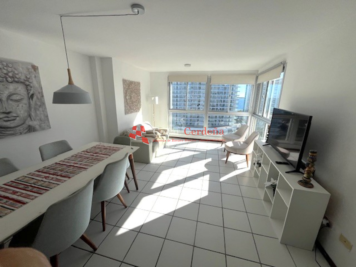 Apartamento ID.885 - VENTA - Apartamento en Mansa, DUPLEX 3 dormitorios + parrillero propio