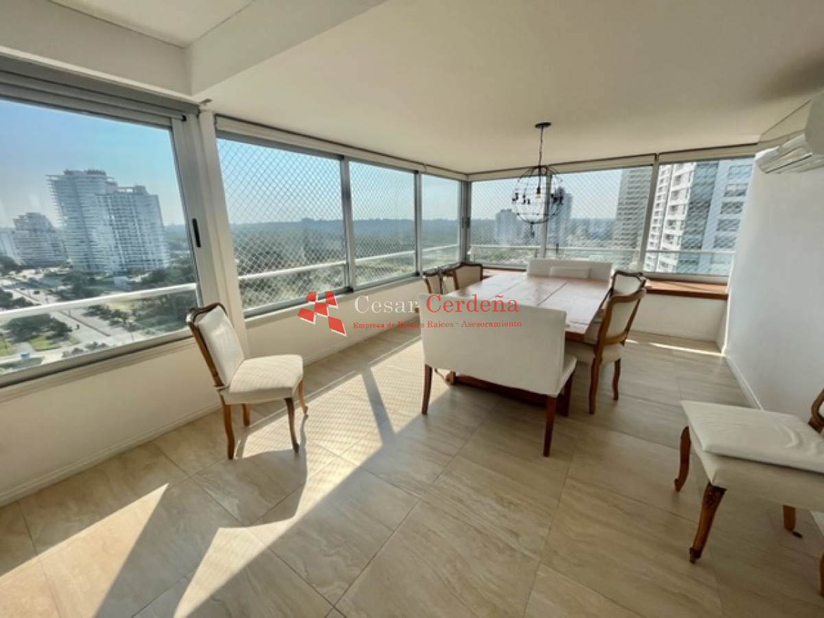 Apartamento ID.1697 - VENTA - Piso alto, gran planta, 3 dormitorios totalmente reciclado