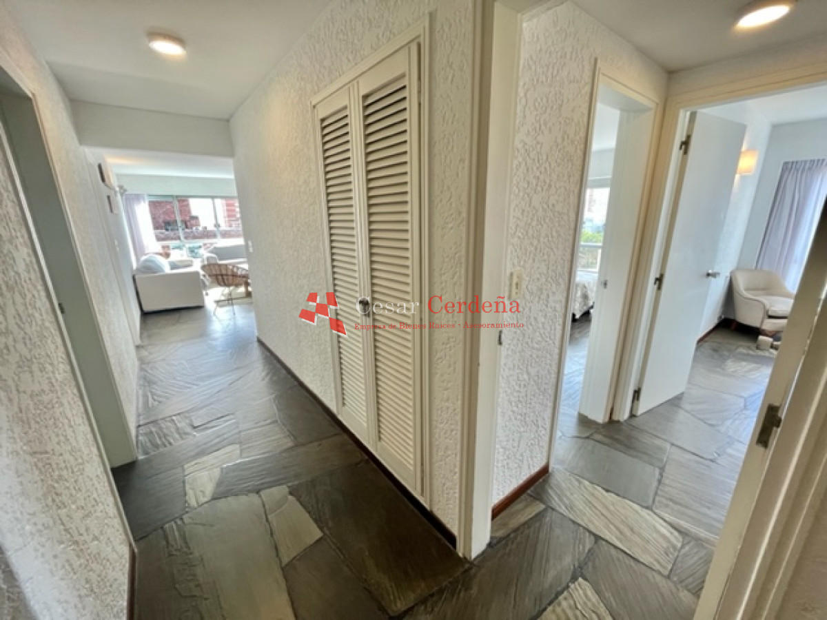 Apartamento ID.1677 - VENTA - Apartamento de 3 dormitorios en Peninsula
