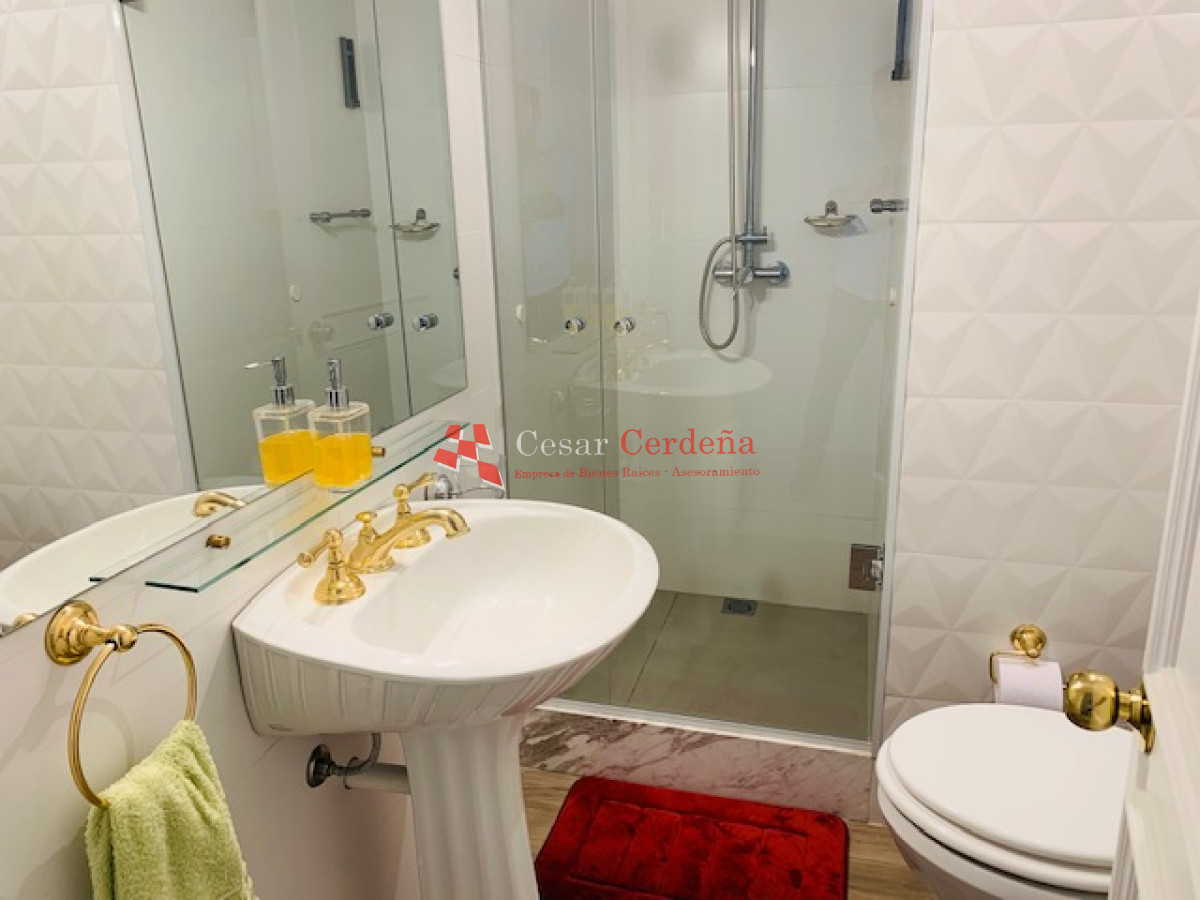 Apartamento ID.117 - VENTA - Exclusivo apartamento en venta - primera linea a los yates y la bahía de Punta del Este