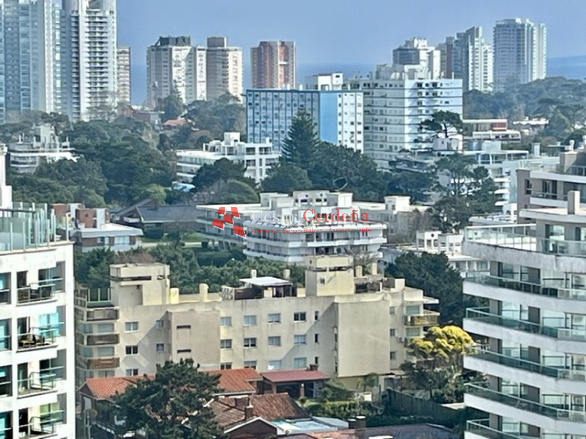 Apartamento ID.1697 - VENTA - Piso alto, gran planta, 3 dormitorios totalmente reciclado